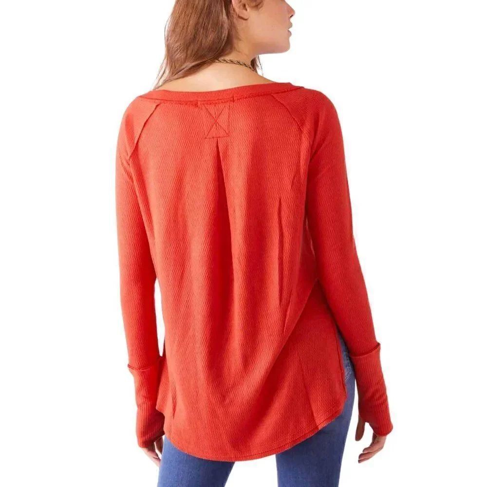 NWT Free People Womens Snowy Thermal Top in Heatwave Orange Red - Picture 4 of 11